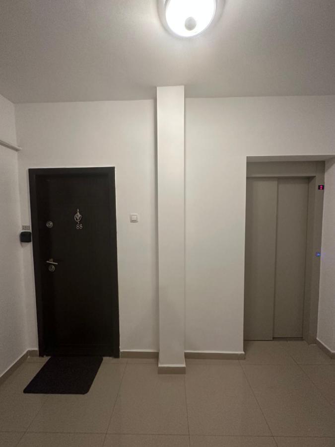 Apartament In Cartierul Verde ! Bucareste Exterior foto